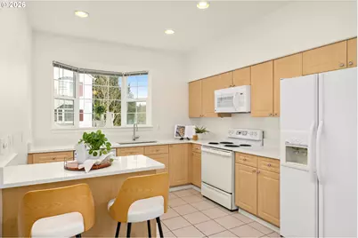 19913 SW Poplarwood Pl, Tualatin, OR 97062 - Photo 6