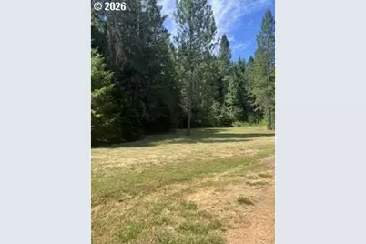 570 Tunnel Rd, Glendale, OR 97442 - Photo 10