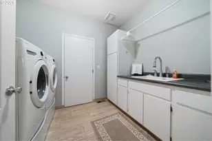 4527 NW Center Ct, Camas, WA 98607 - Photo 24