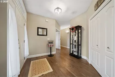 4527 NW Center Ct, Camas, WA 98607 - Photo 6