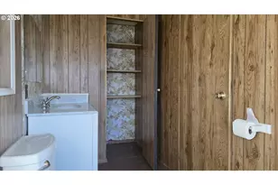 1625 Henderson Ave, Eugene, OR 97403 - Photo 22