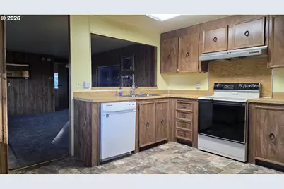 1625 Henderson Ave #B10, Eugene, OR 97403 - Photo 10