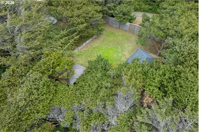 88352 1st Ave, Florence, OR 97439 - Photo 36