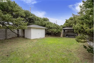 88352 1st Ave, Florence, OR 97439 - Photo 30
