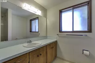 3721 SE Pine St, Hillsboro, OR 97123 - Photo 22