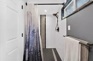 5722 N Vancouver Ave, Portland, OR 97217 - Photo 32