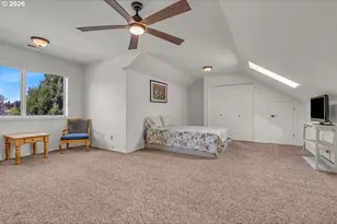 921 Hermanson St, Woodburn, OR 97071 - Photo 20