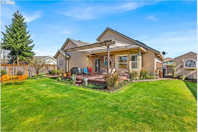 921 Hermanson St, Woodburn, OR 97071 - Photo 36