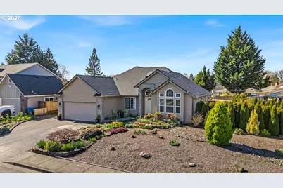 921 Hermanson St, Woodburn, OR 97071 - Photo 40