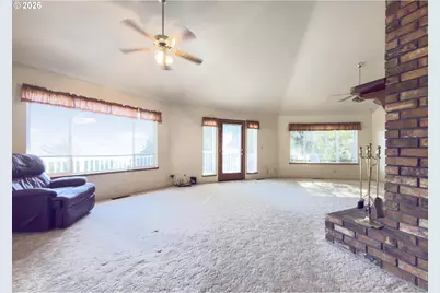 17264 Mountain Dr, Brookings, OR 97415 - Photo 8