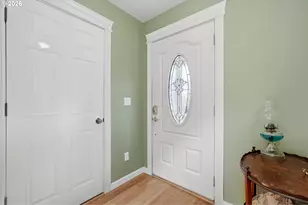 673 SE 148th Ave, Portland, OR 97233 - Photo 6