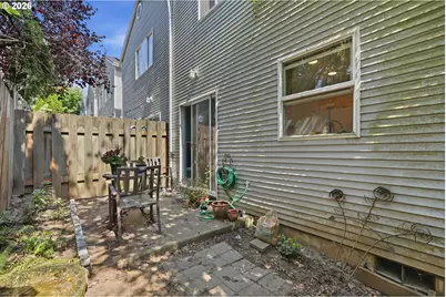 673 SE 148th Ave #11, Portland, OR 97233 - Photo 24