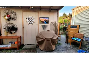 97972 Hallway Rd, Brookings, OR 97415 - Photo 26