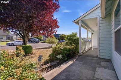 451 Whitney St, Stayton, OR 97383 - Photo 4