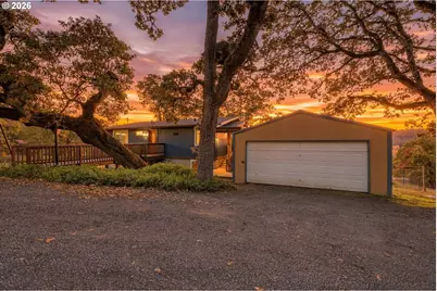 29127 Gimpl Hill Rd, Eugene, OR 97402 - Photo 1