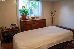 206 NE 1st St, Enterprise, OR 97828 - Photo 4