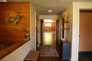 206 NE 1st St, Enterprise, OR 97828 - Photo 12