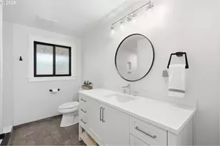 2010 Valhalla St, Eugene, OR 97401 - Photo 30