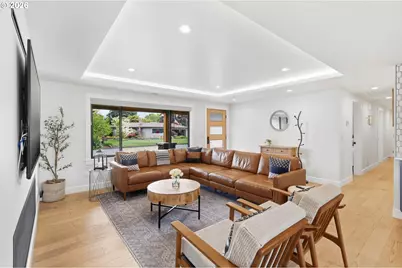 2010 Valhalla St, Eugene, OR 97401 - Photo 4