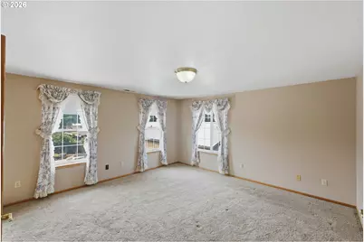 2090 Ash St, North Bend, OR 97459 - Photo 26