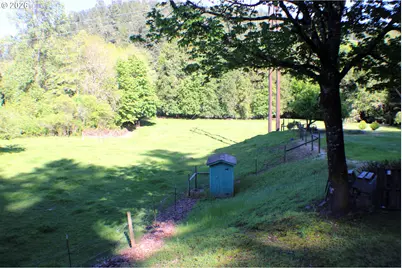 7503 N Myrtle Rd, Myrtle Creek, OR 97457 - Photo 28