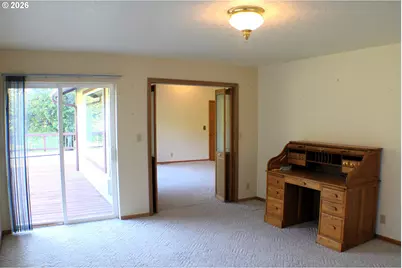 7503 N Myrtle Rd, Myrtle Creek, OR 97457 - Photo 4