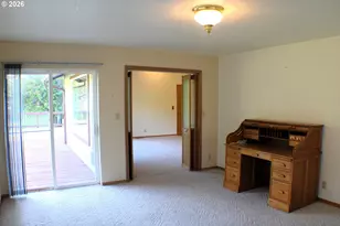 7503 N Myrtle Rd, Myrtle Creek, OR 97457 - Photo 4
