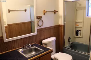 7503 N Myrtle Rd, Myrtle Creek, OR 97457 - Photo 42