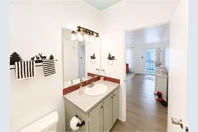 490 Shorepines Ave, Coos Bay, OR 97420 - Photo 20