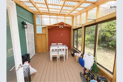 490 Shorepines Ave, Coos Bay, OR 97420 - Photo 28