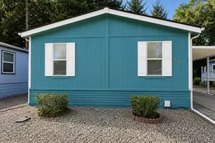 490 Shorepines Ave, Coos Bay, OR 97420 - Photo 2