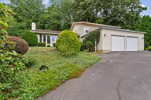 9 Tanglewood Dr, Lake Oswego, OR 97035 - Photo 1