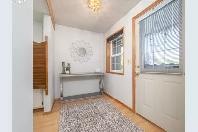 500 E Pinehurst Dr, Newberg, OR 97132 - Photo 4