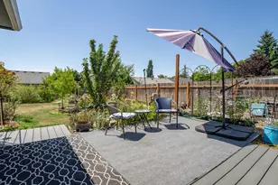 500 E Pinehurst Dr, Newberg, OR 97132 - Photo 40