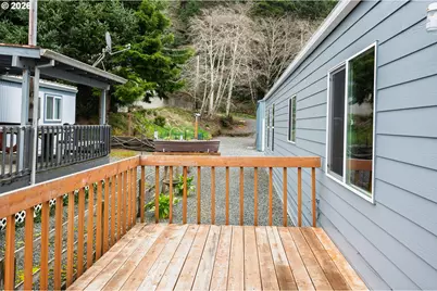 648 S Easy St, Rockaway Beach, OR 97136 - Photo 8