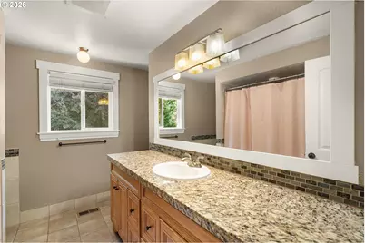 18340 Chris Ct, Gladstone, OR 97027 - Photo 18