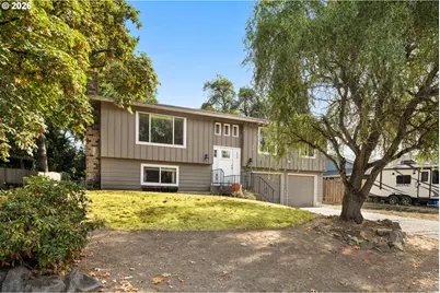 18340 Chris Ct, Gladstone, OR 97027 - Photo 2