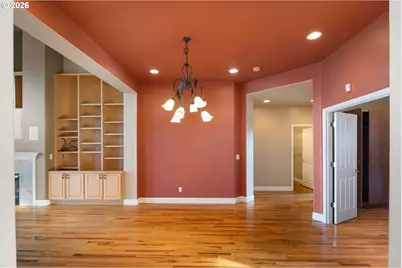 240 Magnolia Dr, Creswell, OR 97426 - Photo 10