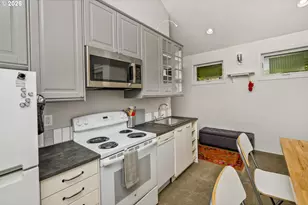 6626 SE 85th Ave, Portland, OR 97266 - Photo 36