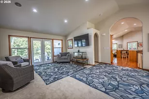 2193 13th St, Florence, OR 97439 - Photo 14