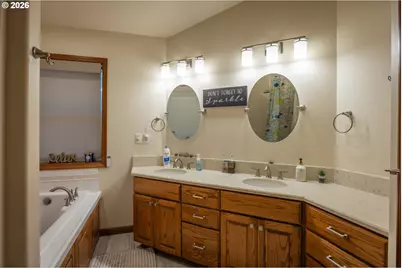 2193 13th St, Florence, OR 97439 - Photo 36
