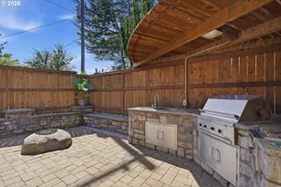 906 SE 1st St, McMinnville, OR 97128 - Photo 34