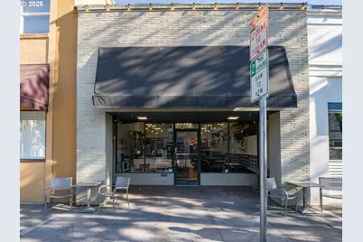 503 E 1st St, Newberg, OR 97132 - Photo 4