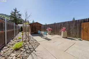 2767 W Langenberg Ave, Roseburg, OR 97471 - Photo 40