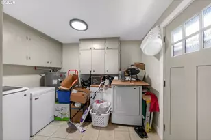 2767 W Langenberg Ave, Roseburg, OR 97471 - Photo 20