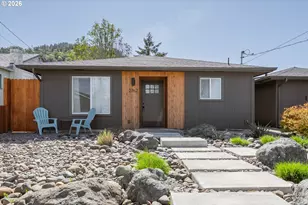 2767 W Langenberg Ave, Roseburg, OR 97471 - Photo 6