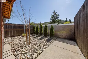 2767 W Langenberg Ave, Roseburg, OR 97471 - Photo 38