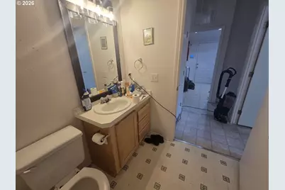 239 W K St, Springfield, OR 97477 - Photo 30