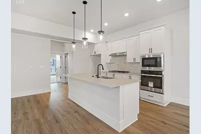 18045 SW Monashee Ln, Beaverton, OR 97007 - Photo 18