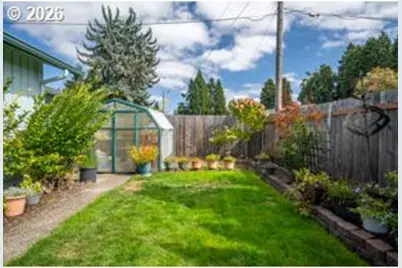 6111 Thurston Rd, Springfield, OR 97478 - Photo 28